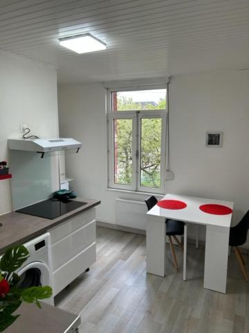 Richelieu 2 Chez Adrien Apartment Saint-Quentin  Luaran gambar