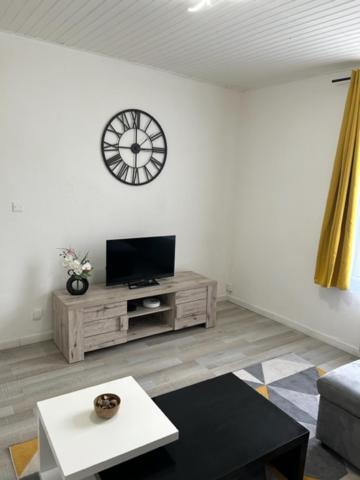 Richelieu 2 Chez Adrien Apartment Saint-Quentin  Luaran gambar